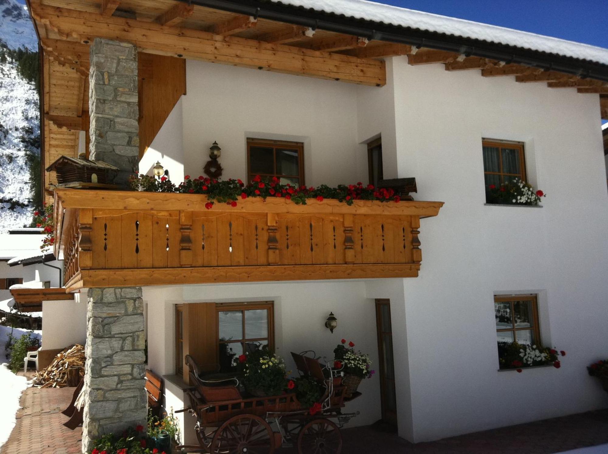 Garni Des Alpes Hotel Solda Exterior photo